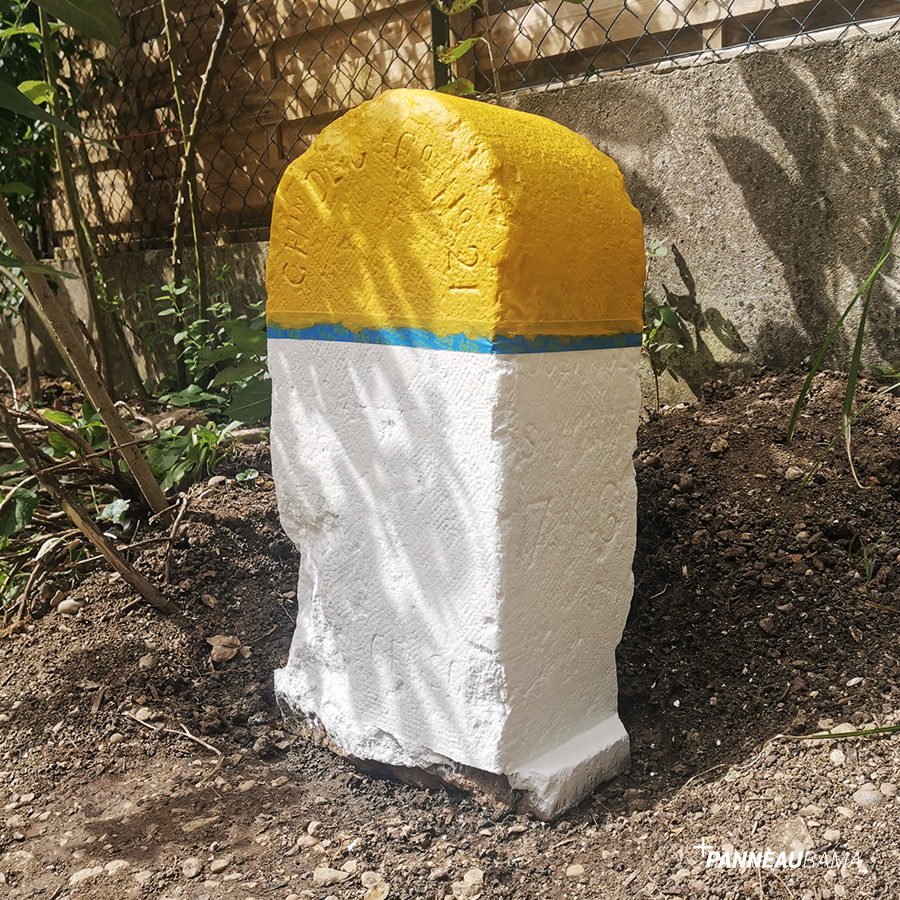Place au jaune, couleur des routes départementales