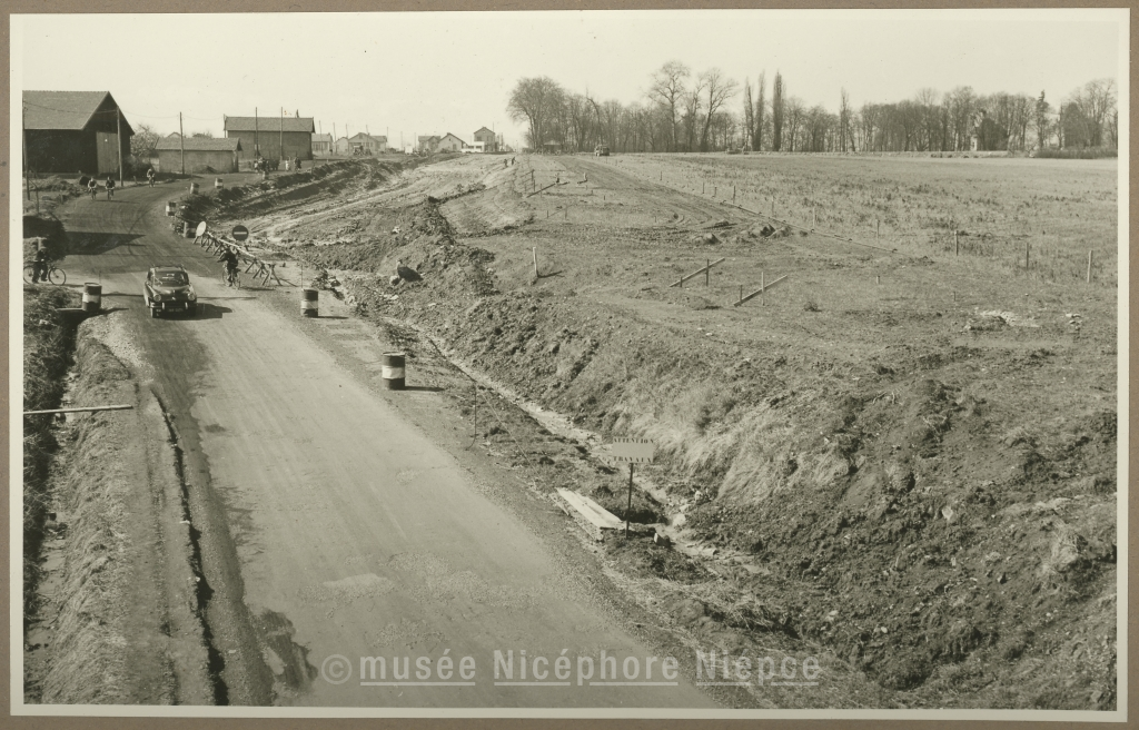 Carte postale Châtenoy-le-Royal (71)